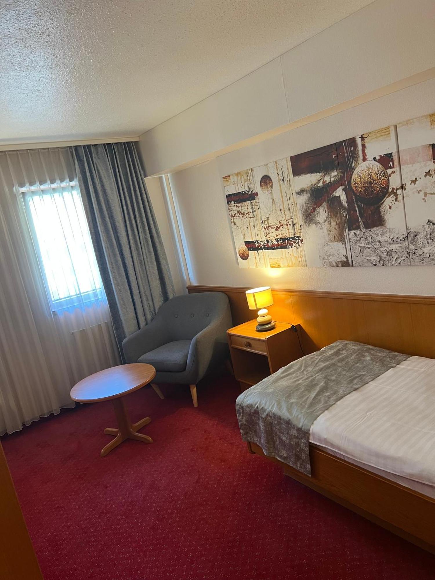 Hotel Des Trois Rois เลอ ลอคเคลอ ภายนอก รูปภาพ