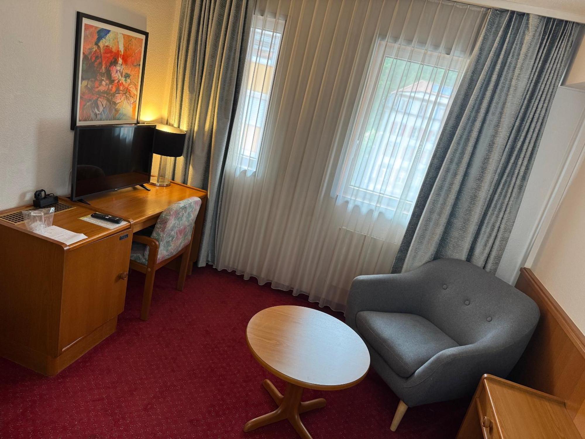 Hotel Des Trois Rois เลอ ลอคเคลอ ภายนอก รูปภาพ